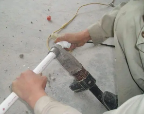 革吉漏水维修电话